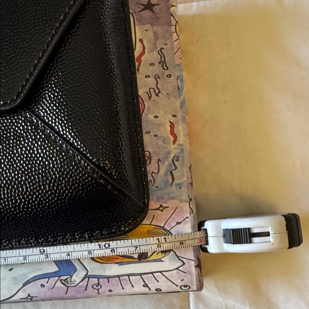 Tory Burch Clutch 10x5 - Picture 8 of 9